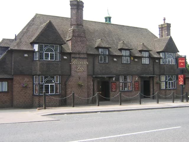 The Carlisle Experiment: When the Government Ran the Pubs